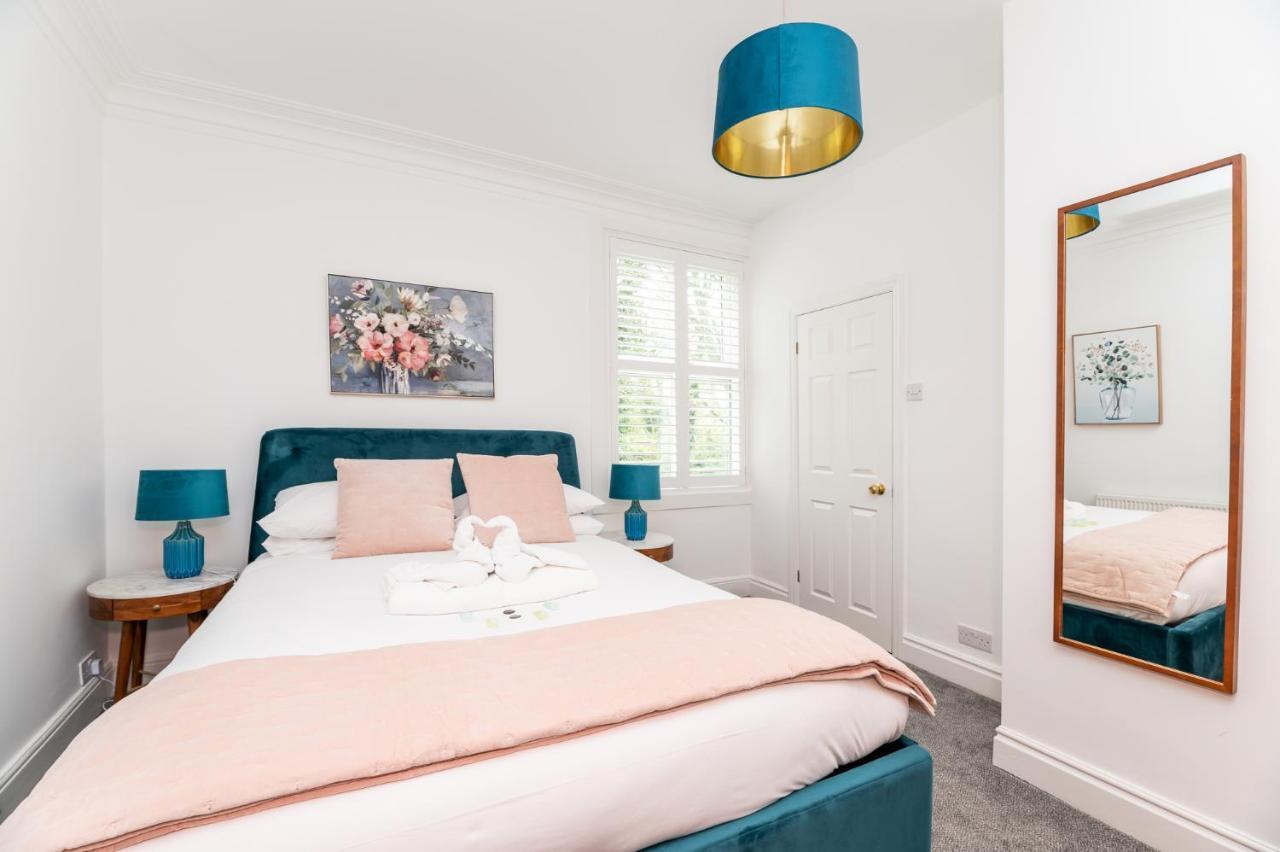 Villa Stunning And Modern 5 Bed House I Pass The Keys à York Extérieur photo
